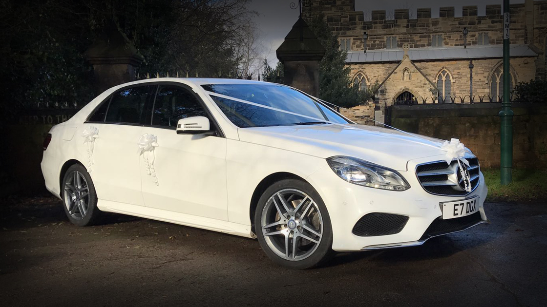 Executive White E Class - Up To 4 Passengers